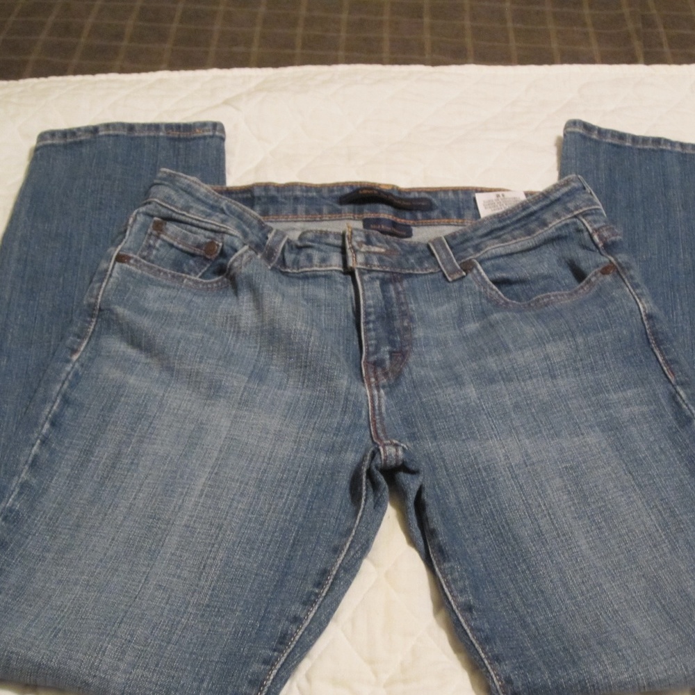 Levis Mid Rise Skinny 6 med